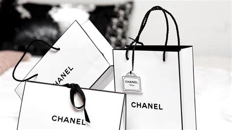 chanel need le point borsa prezzo|quanto costa una borsa Chanel.